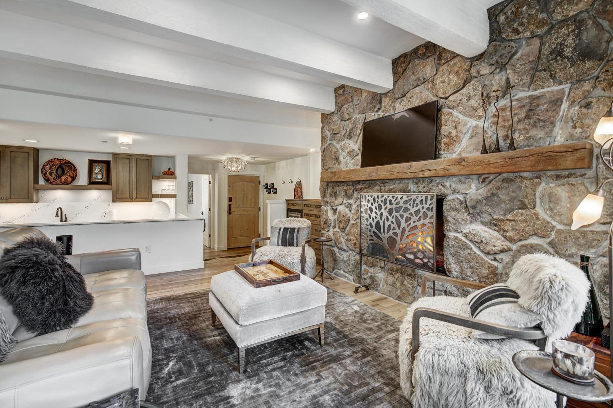 2 Bedroom Next To Eagle River In The Heart Of Vail Exterior photo